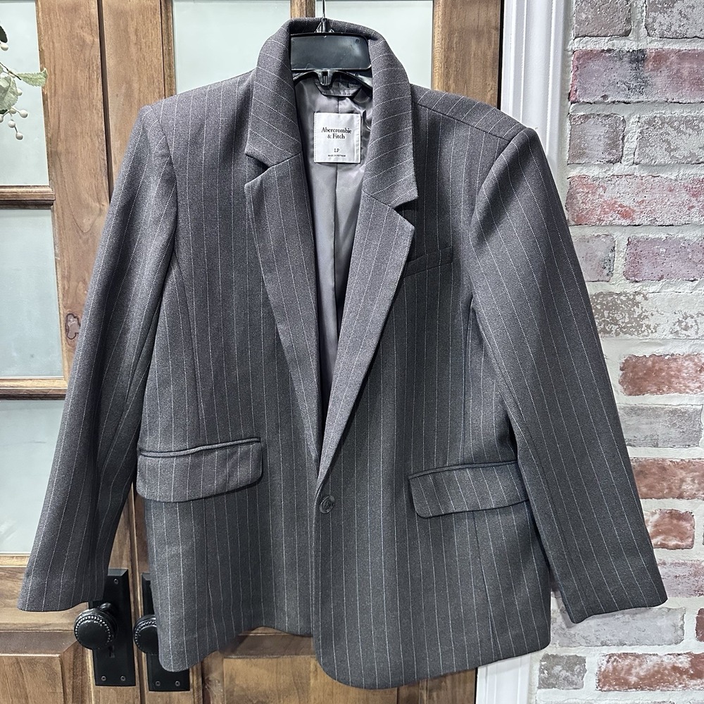 Abercrombie & Fitch Gray Pinstripe Blazer